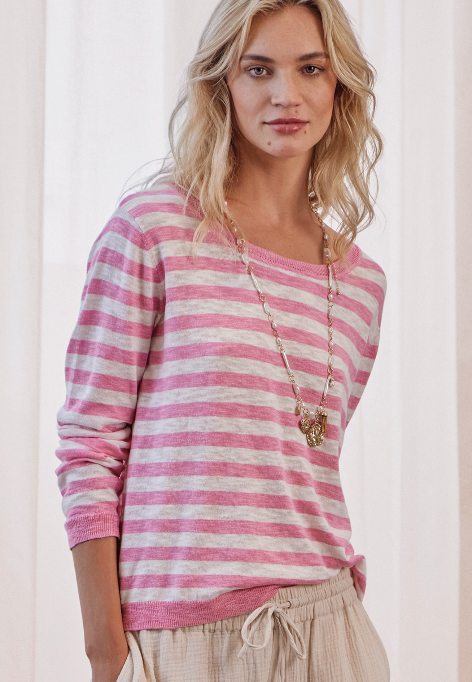 55004221_670-212001_05_BC